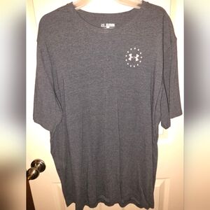 Under Armour Men's Gray T-Shirt